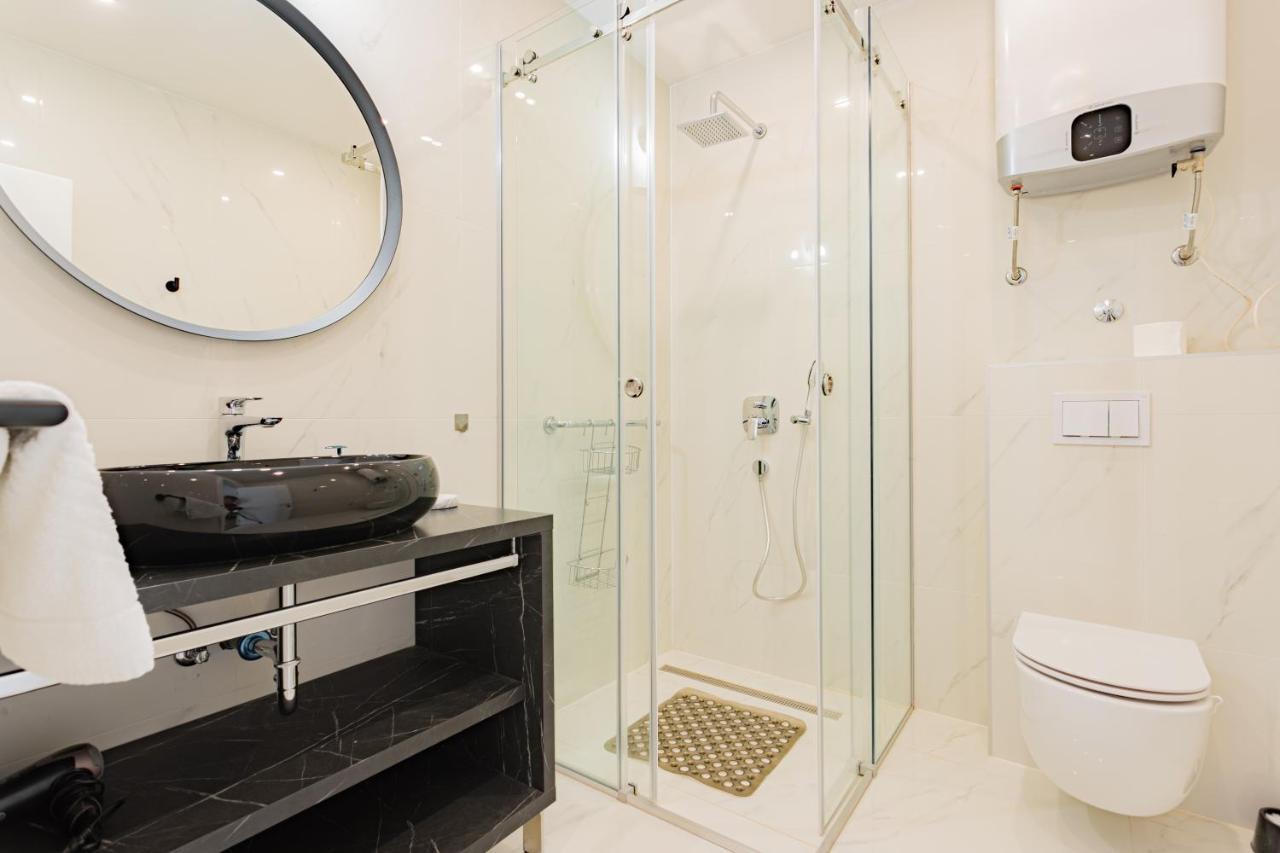 Apartmani Benzon Baška Voda Екстериор снимка