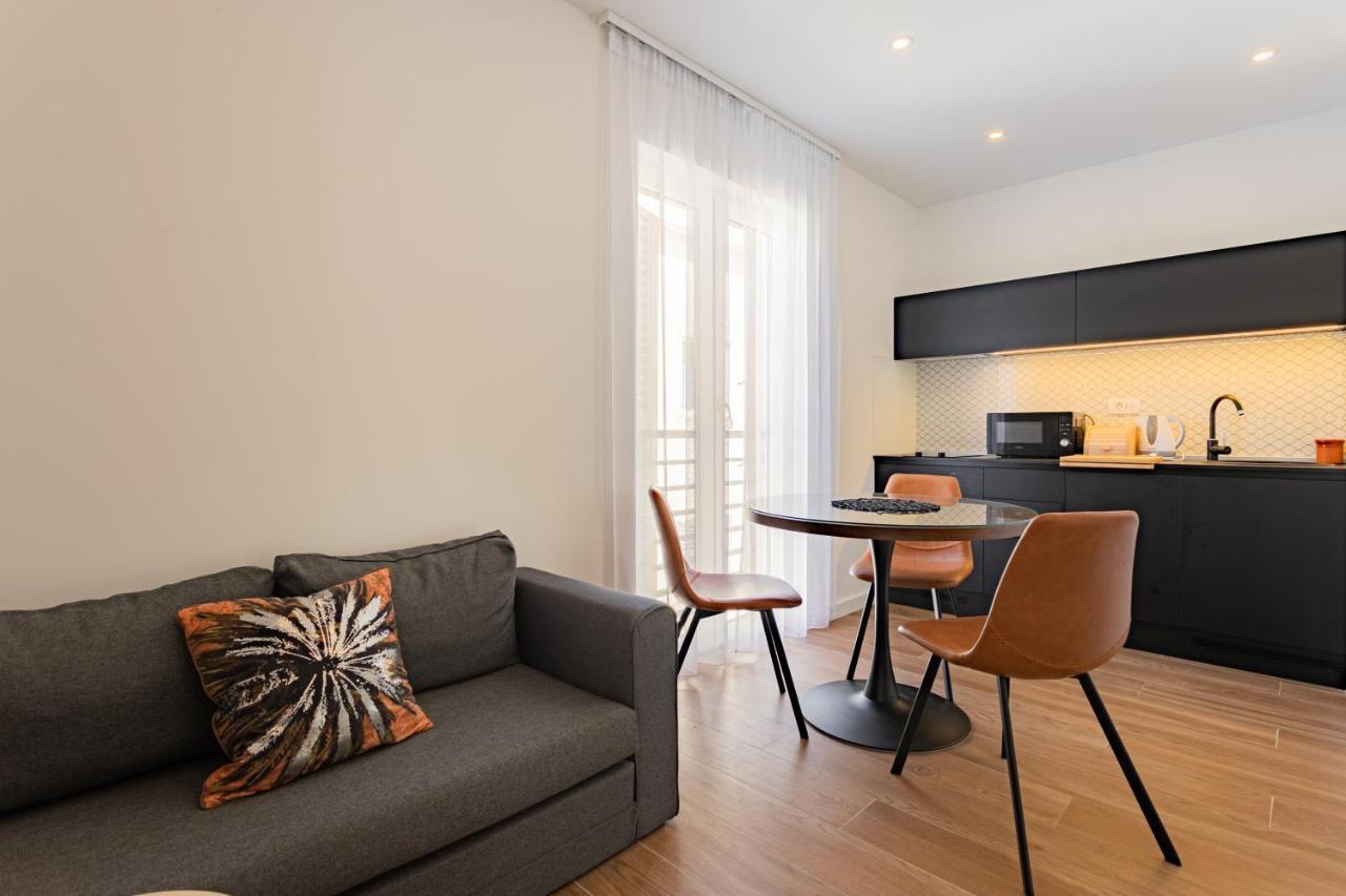 Apartmani Benzon Baška Voda Екстериор снимка