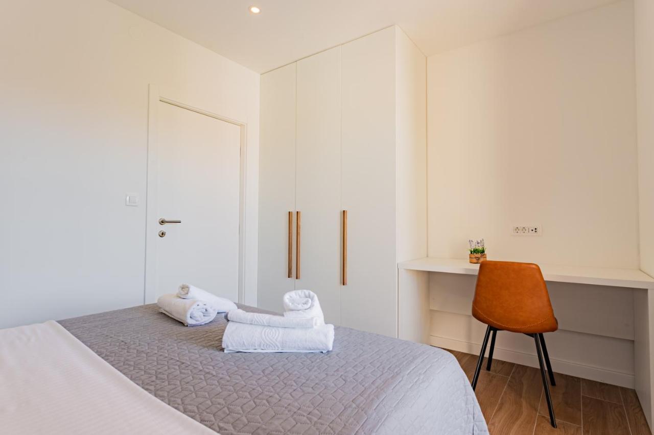 Apartmani Benzon Baška Voda Екстериор снимка