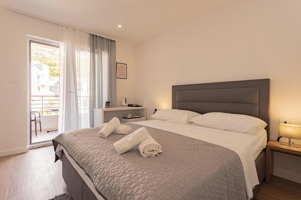 Apartmani Benzon Baška Voda Екстериор снимка