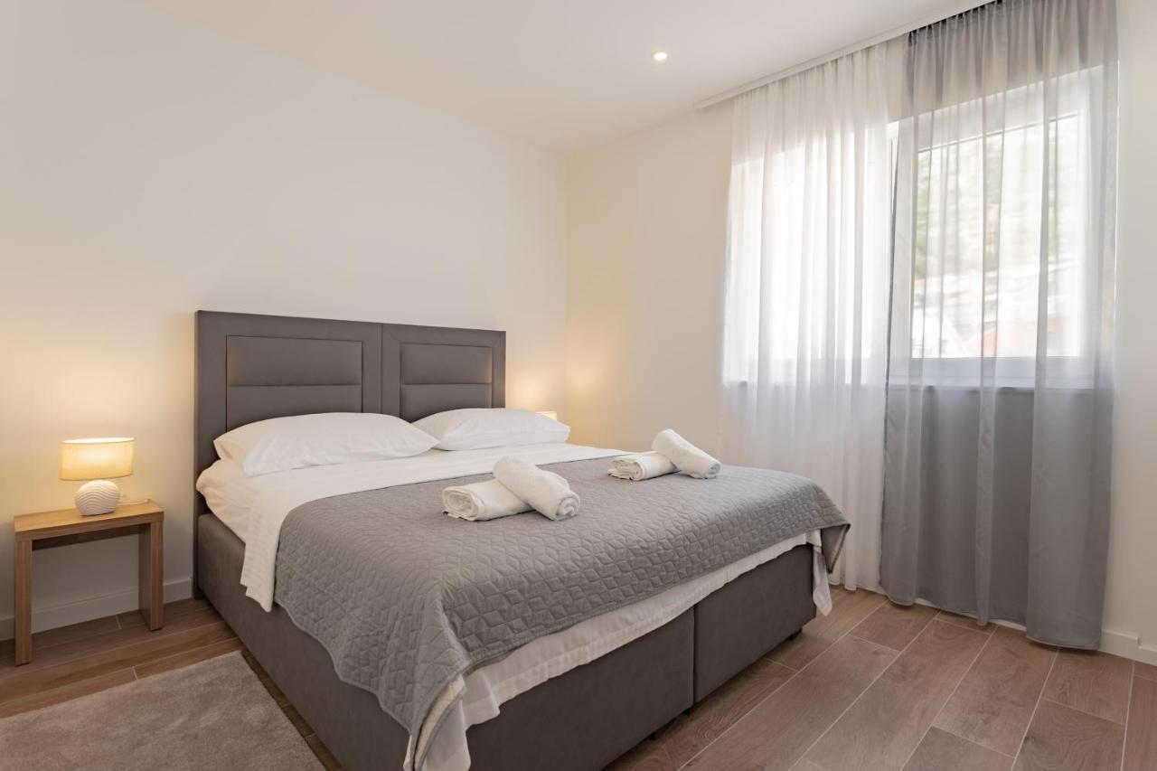 Apartmani Benzon Baška Voda Екстериор снимка