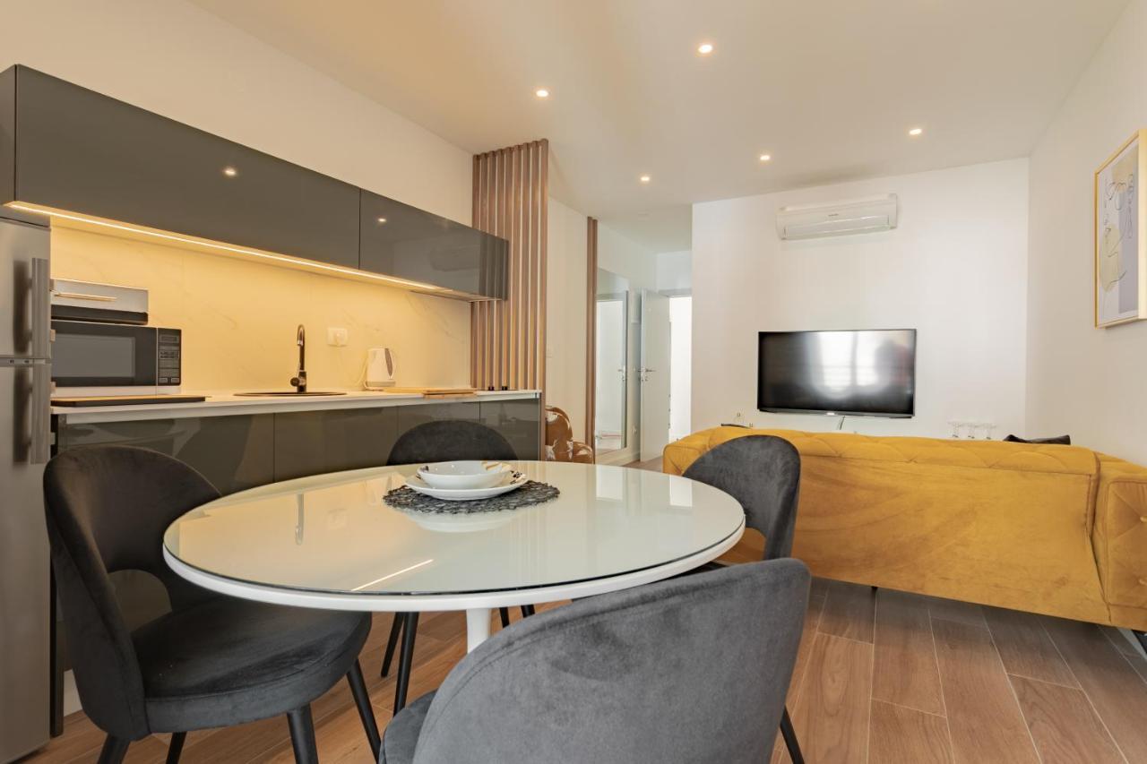 Apartmani Benzon Baška Voda Екстериор снимка