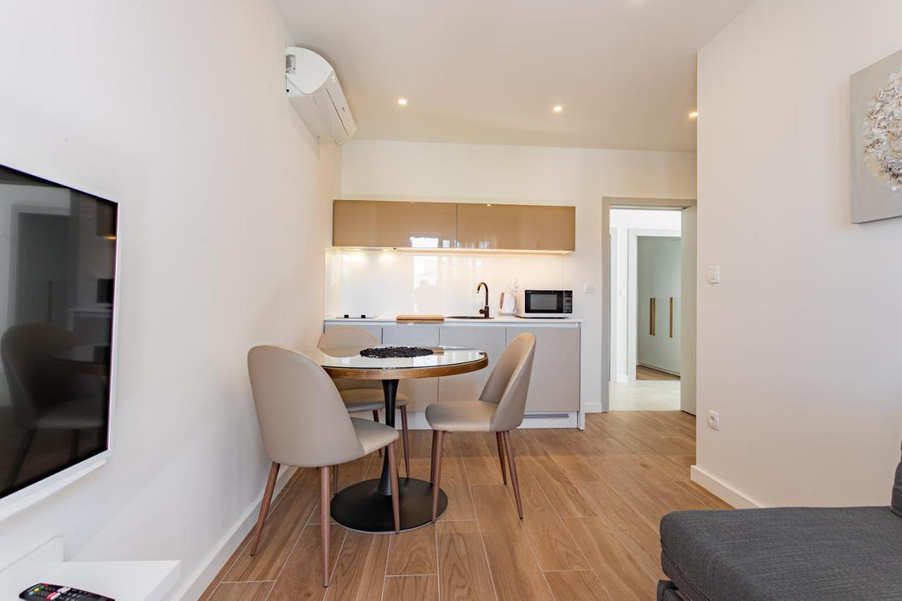 Apartmani Benzon Baška Voda Екстериор снимка