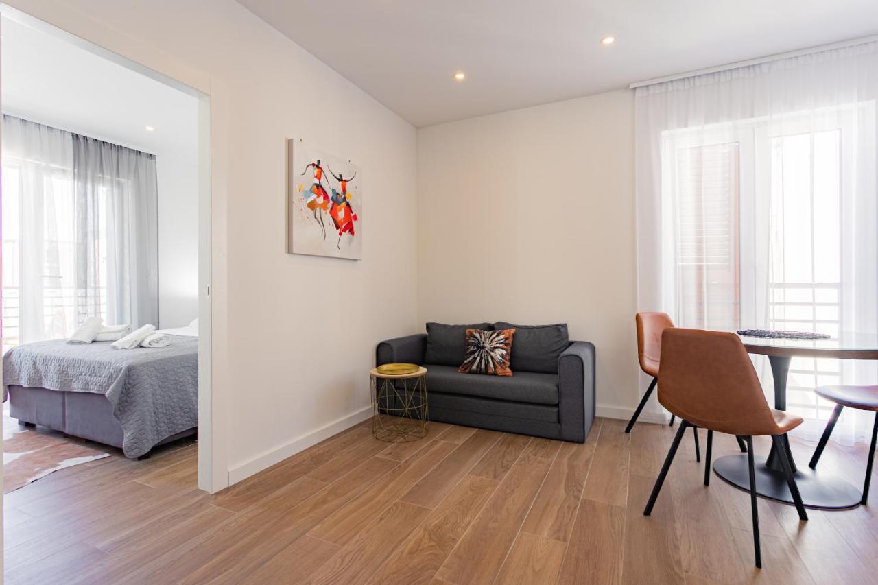 Apartmani Benzon Baška Voda Екстериор снимка